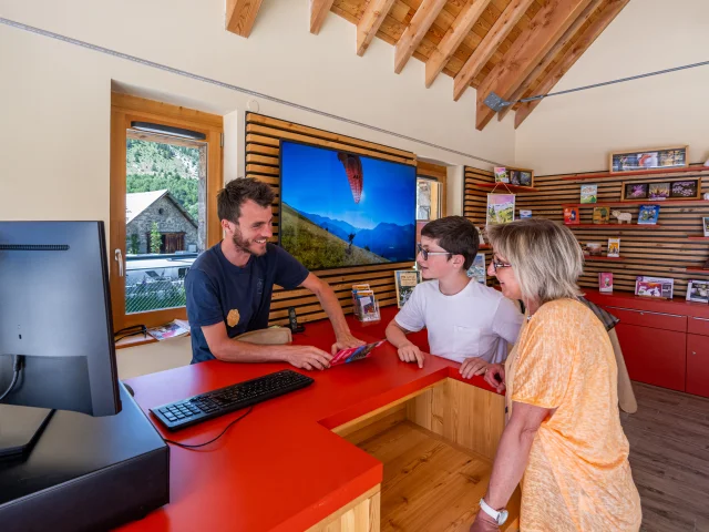 Prapic Tourist Information Office