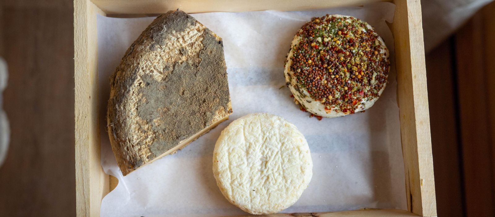 Fromages de la Ferme des Cabrioles à Orcières (© Emma Vuylsteker)