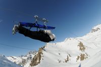 Tyrolienne au sommet du Drouvet - © Gilles Baron