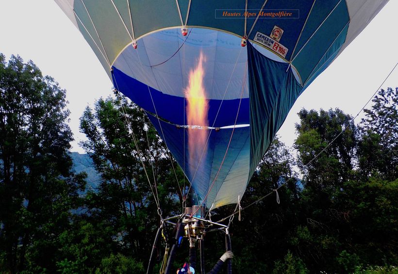 Hautes-Alpes Montgolfière - © Hautes-Alpes Montgolfière