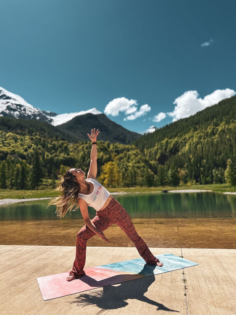 Yoga Hatha Flow by Mindfit !_Orcières - © Marlène Aimar
