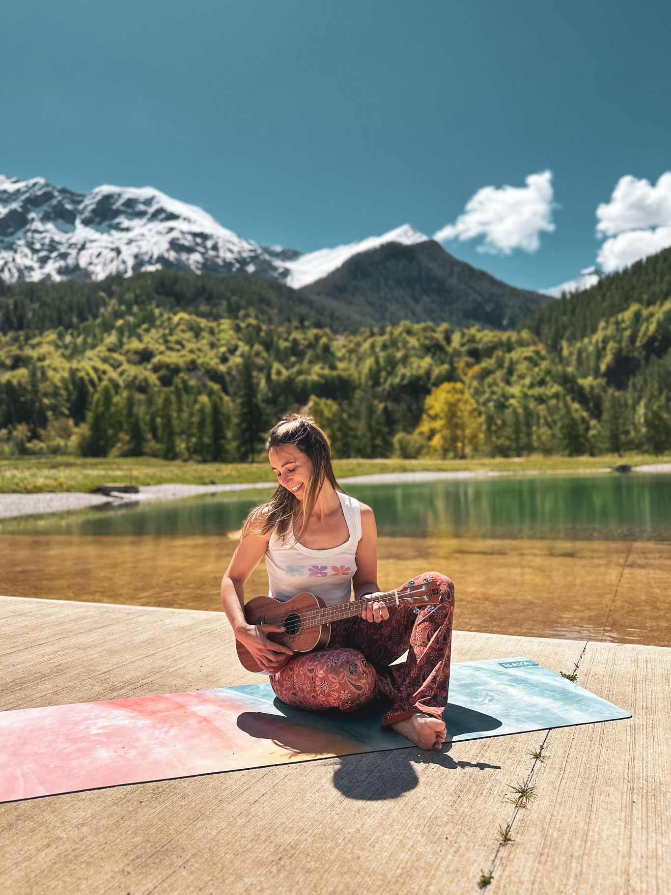 PILATES SUR LA TERRASSE DU SAUNA – AUBERGE DE LA GRAVIÈRE_Orcières - © Marlène Aimar