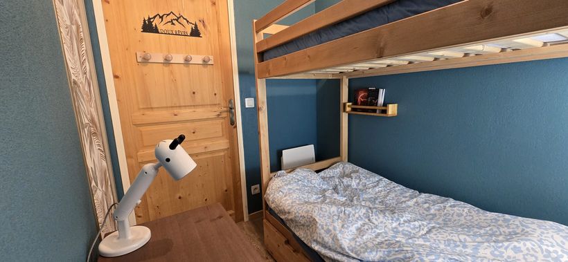 Appartement La tanière 1850 - 2 pièces cabine 4 personnes Terrasses de laBergerie_Orcières - © De belder