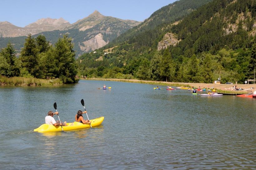 Canoë à la base de loisirs d'Orcières - © Gilles Baron