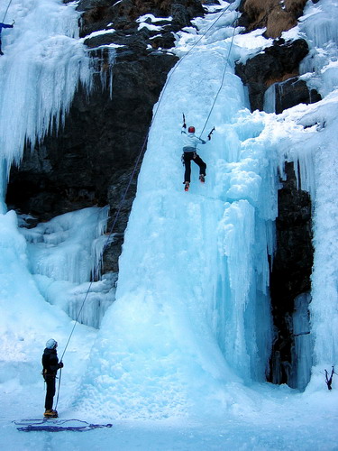 Cascade de glace Guide des 2 Vallées - © Guide des 2 Vallées