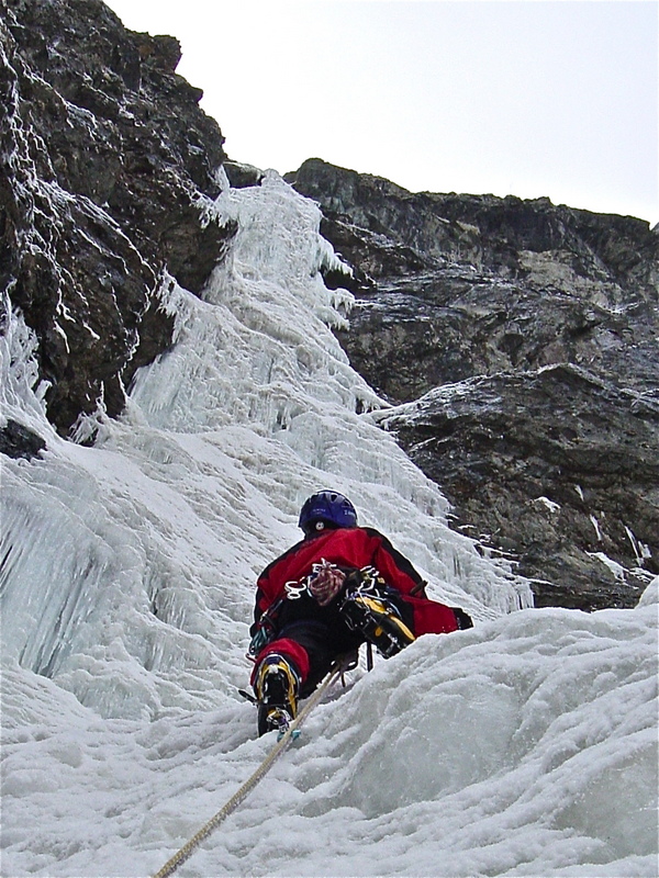 Cascade de glace - Bureau des guides du Champsaur - © Bureau des guides du Champsaur