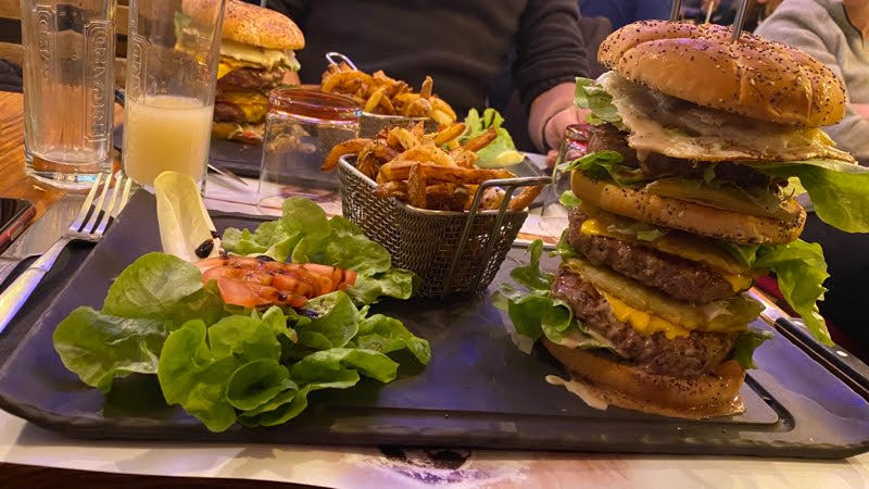 Méga Big burger - © Table de l'Establou